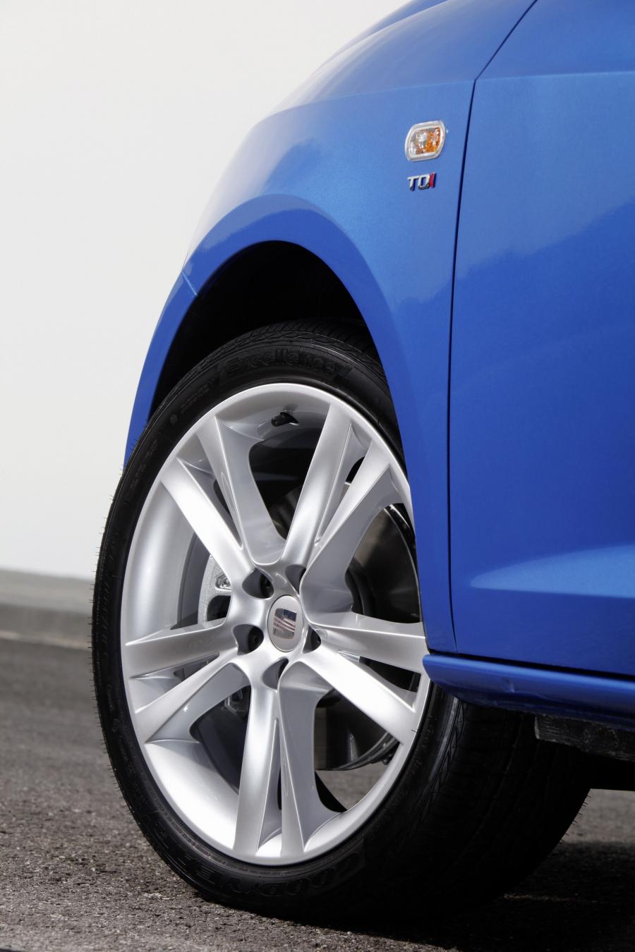  Seat Ibiza ST 2010 года  (фото 88 из 102)